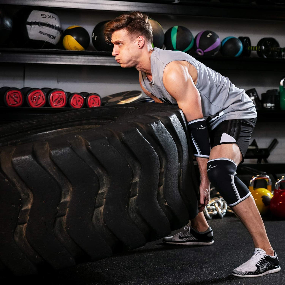 Knee Sleeves (1 Pair)，7Mm Compression Knee Braces for Heavy-Lifting,Squats,Gym and Other Sports (Medium, Black)